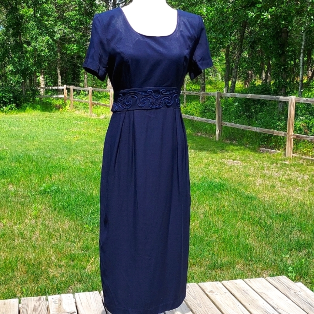 NAVY DRESS